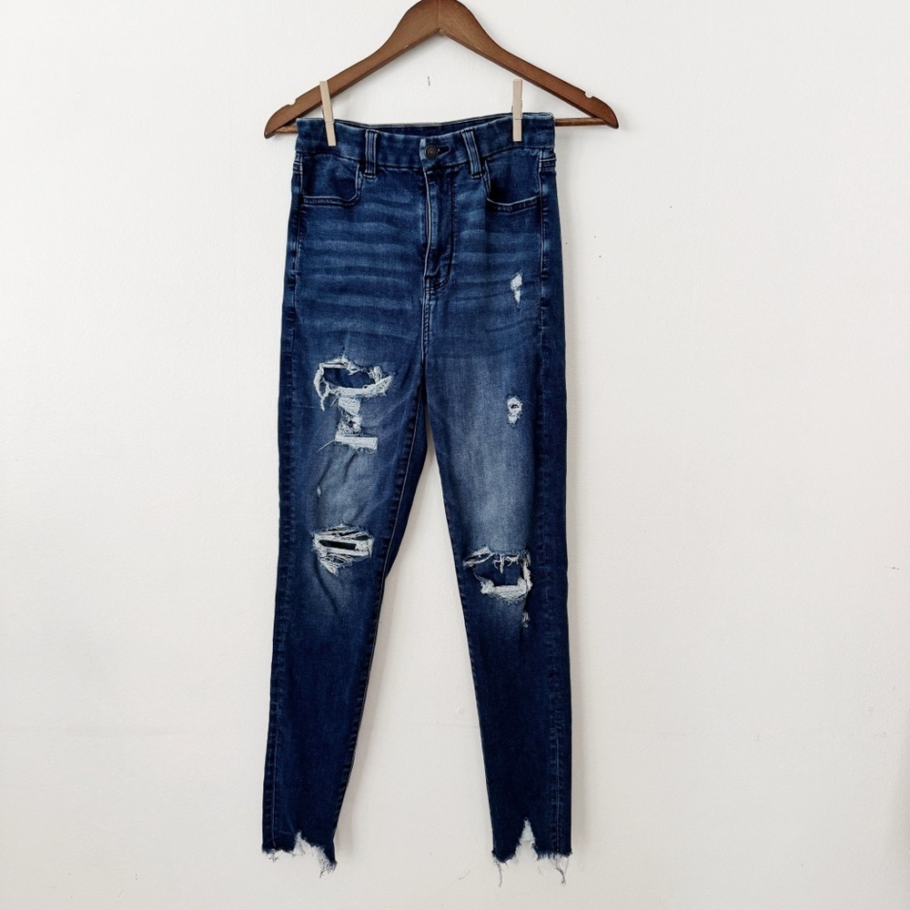 American Eagle Outfitters Distressed Dark Blue Skinny Jeans size 4